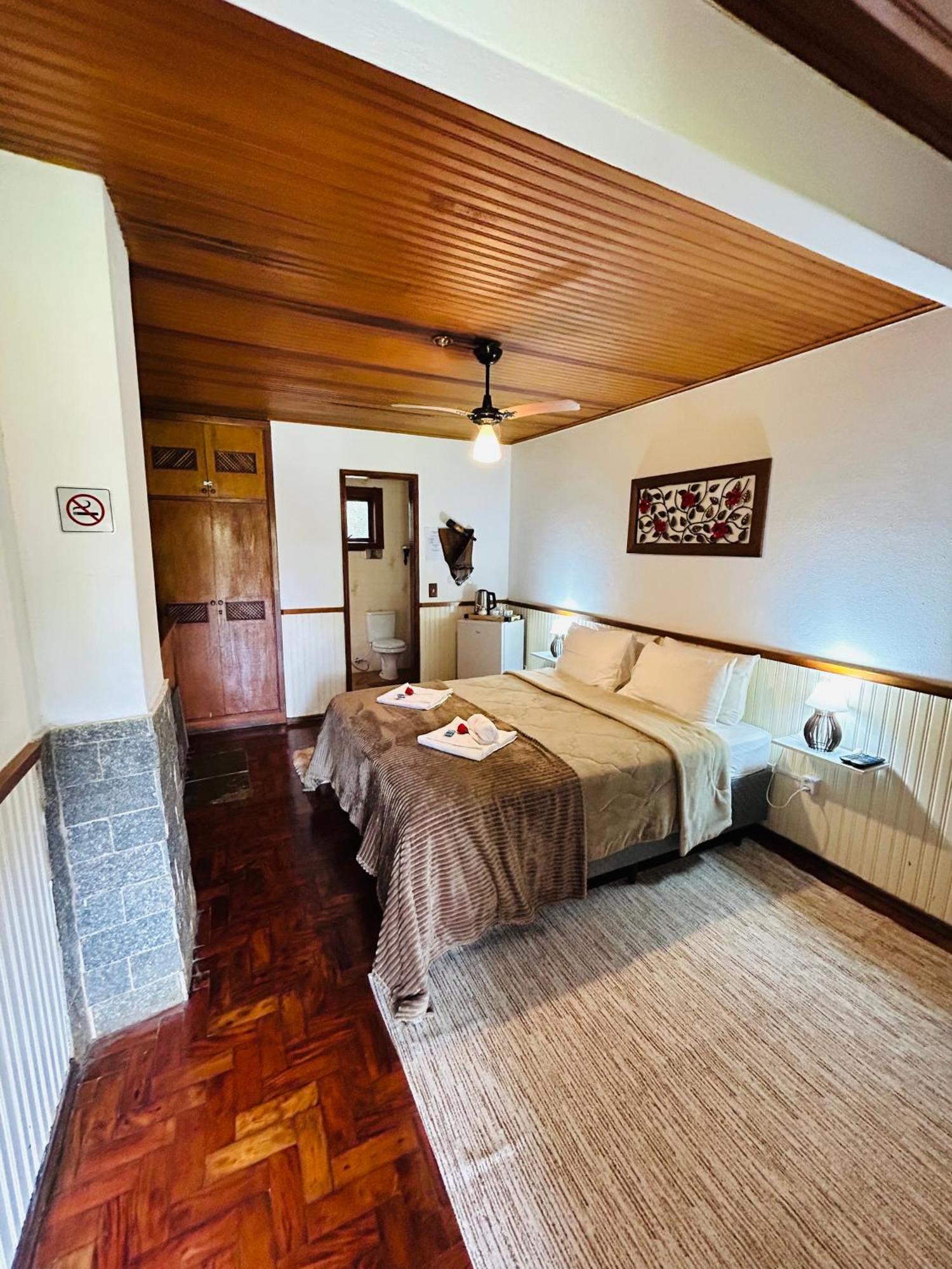 Chale Rosa Flor Lodge Núcleo Mauá